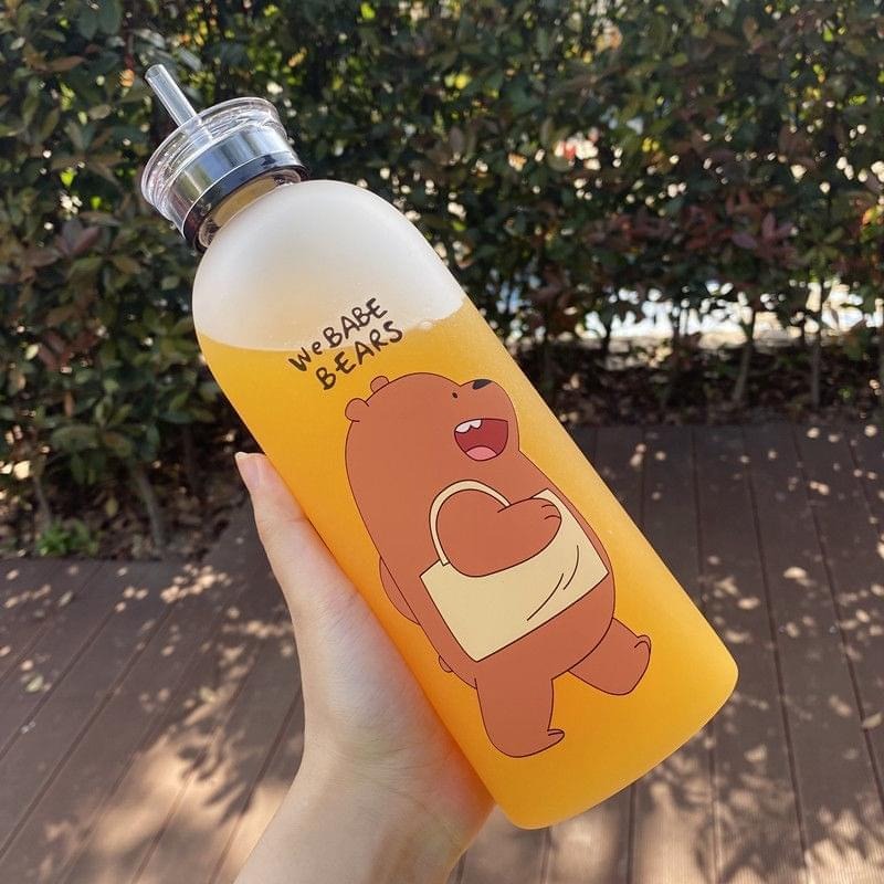 We Babe Bears Panda Water Bottle 1000ml – Cute Cartoon Design with Straw & Two Caps Leakproof Portable Kids & Girls Sipper Bottle.